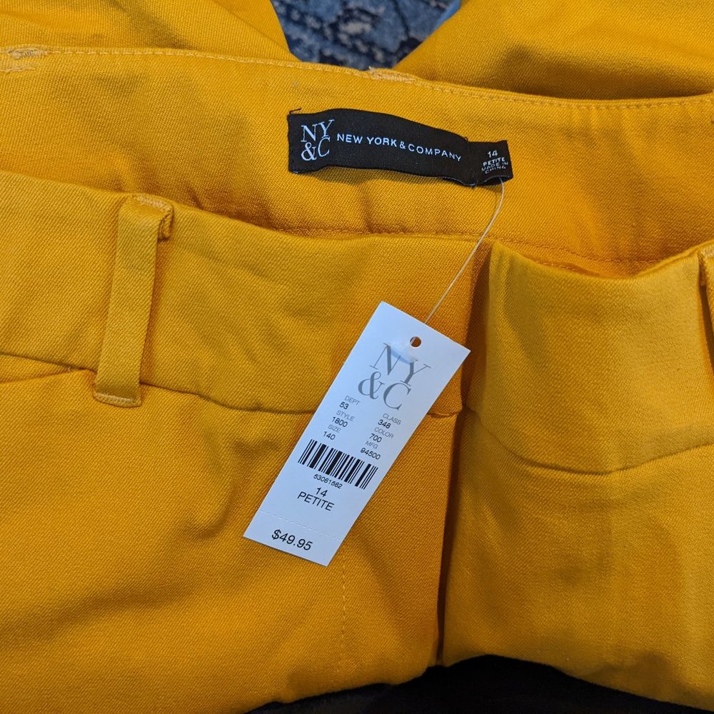 NWT NY & Co Gold Capri pants Size 14P